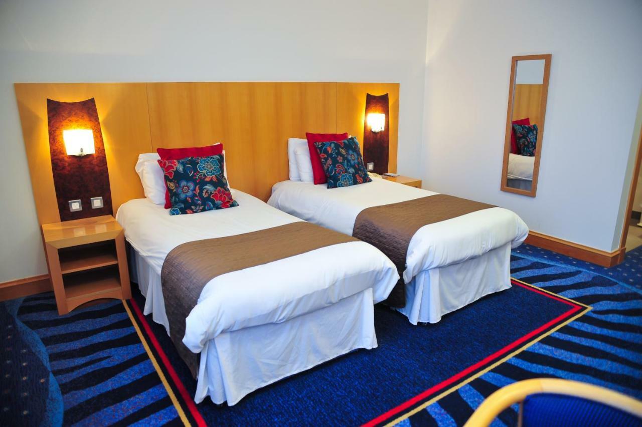 The Park Hotel كيلمارنوك المظهر الخارجي الصورة